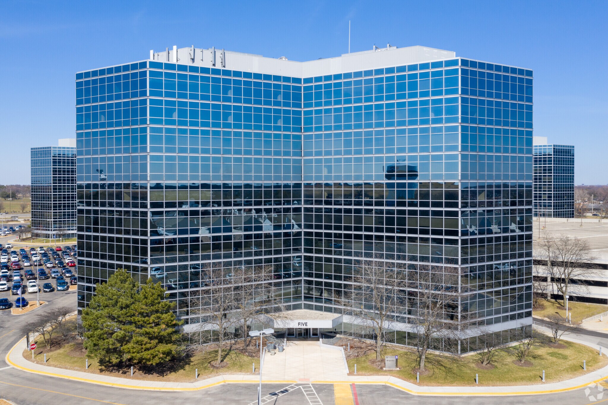 5 Westbrook Corporate Ctr, Westchester, IL for lease Primary Photo- Image 1 of 12