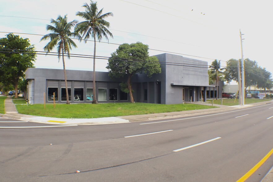 5401 N Federal Hwy, Fort Lauderdale, FL for lease - Building Photo - Image 1 of 54