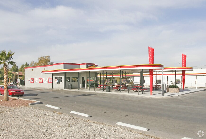 3431 N Rancho Dr, Las Vegas, NV à vendre - Photo du bâtiment - Image 2 de 17