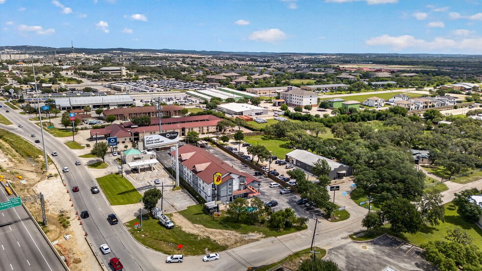 5319 Casa Bella, San Antonio, TX à vendre - Aérien - Image 3 de 18