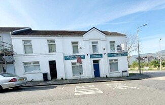 Plus de détails pour 19-20 Church St, Merthyr Tydfil - Bureau à louer