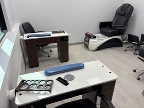 9100 Belvedere Rd, Royal Palm Beach, FL for lease Interior Photo- Image 1 of 8