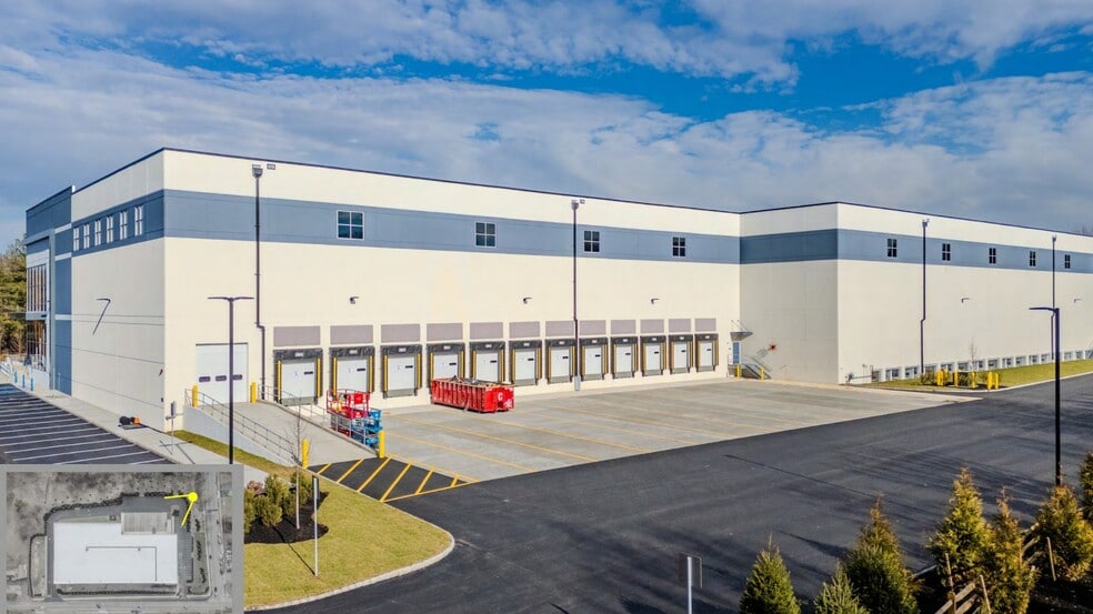 125 Pompton Plains Xrd, Wayne, NJ for lease - Building Photo - Image 3 of 5