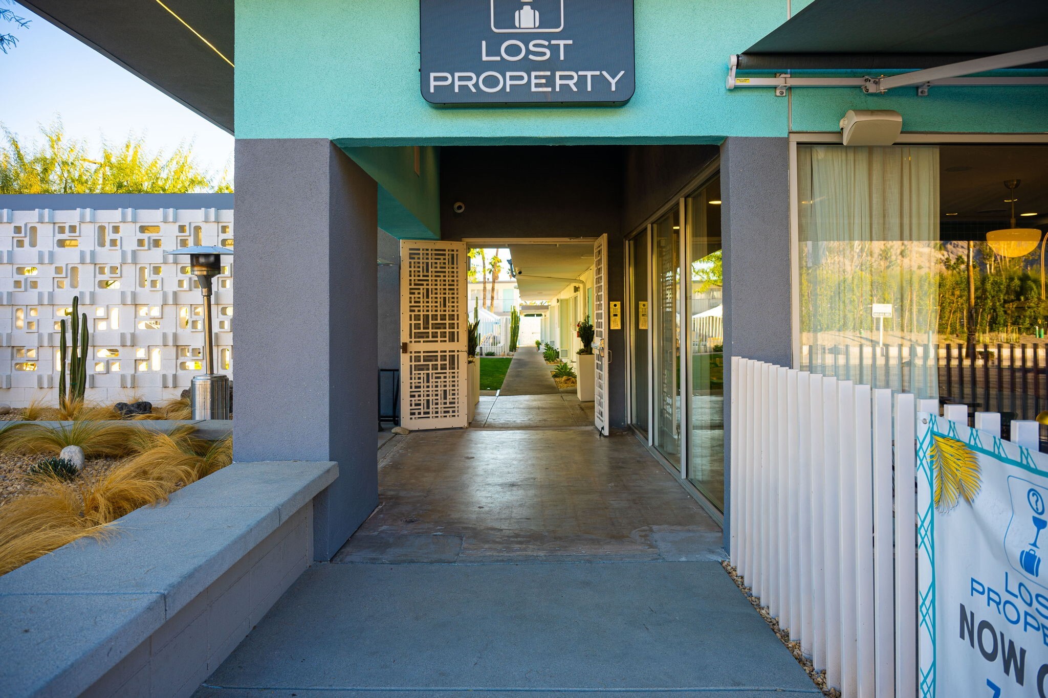 1466 N Palm Canyon Dr, Palm Springs, CA for lease Interior Photo- Image 1 of 30