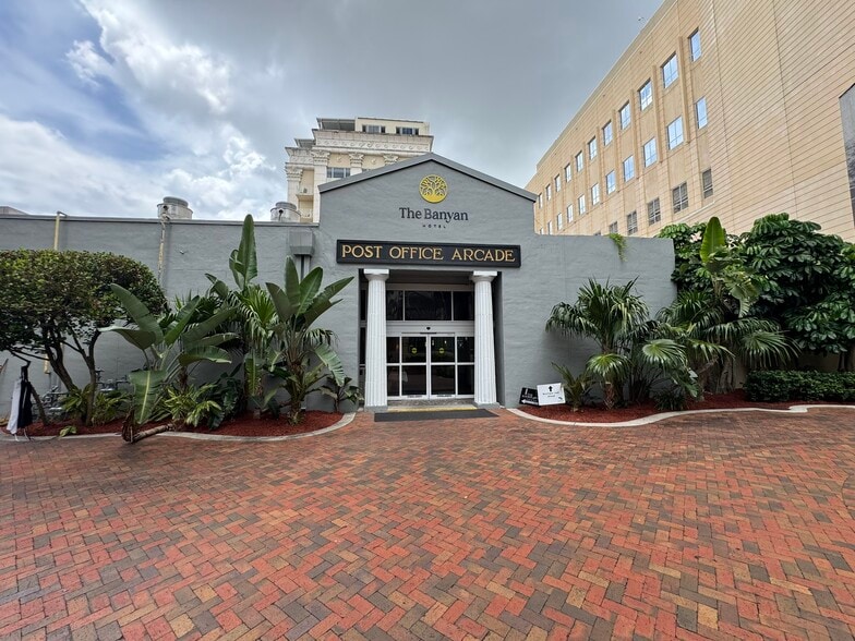 1520 Broadway, Fort Myers, FL for lease - Building Photo - Image 2 of 5