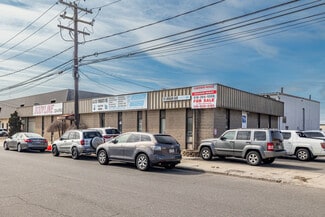 Plus de détails pour 75 Urban Ave, Westbury, NY - Industriel à vendre