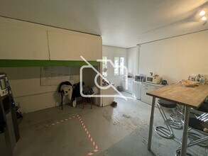Flex in Lagny-sur-Marne for lease Interior Photo- Image 1 of 5