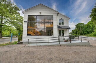 Plus de détails pour 626 Toll Gate Rd, Warwick, RI - Bureau à louer