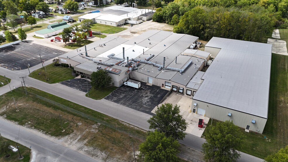 1000 N Morton St, Portland, IN à vendre - Photo du bâtiment - Image 2 de 8