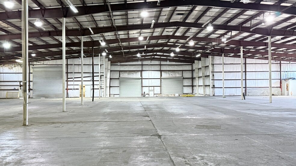 308 Rogers St, Barnesville, GA for sale - Building Photo - Image 3 of 4