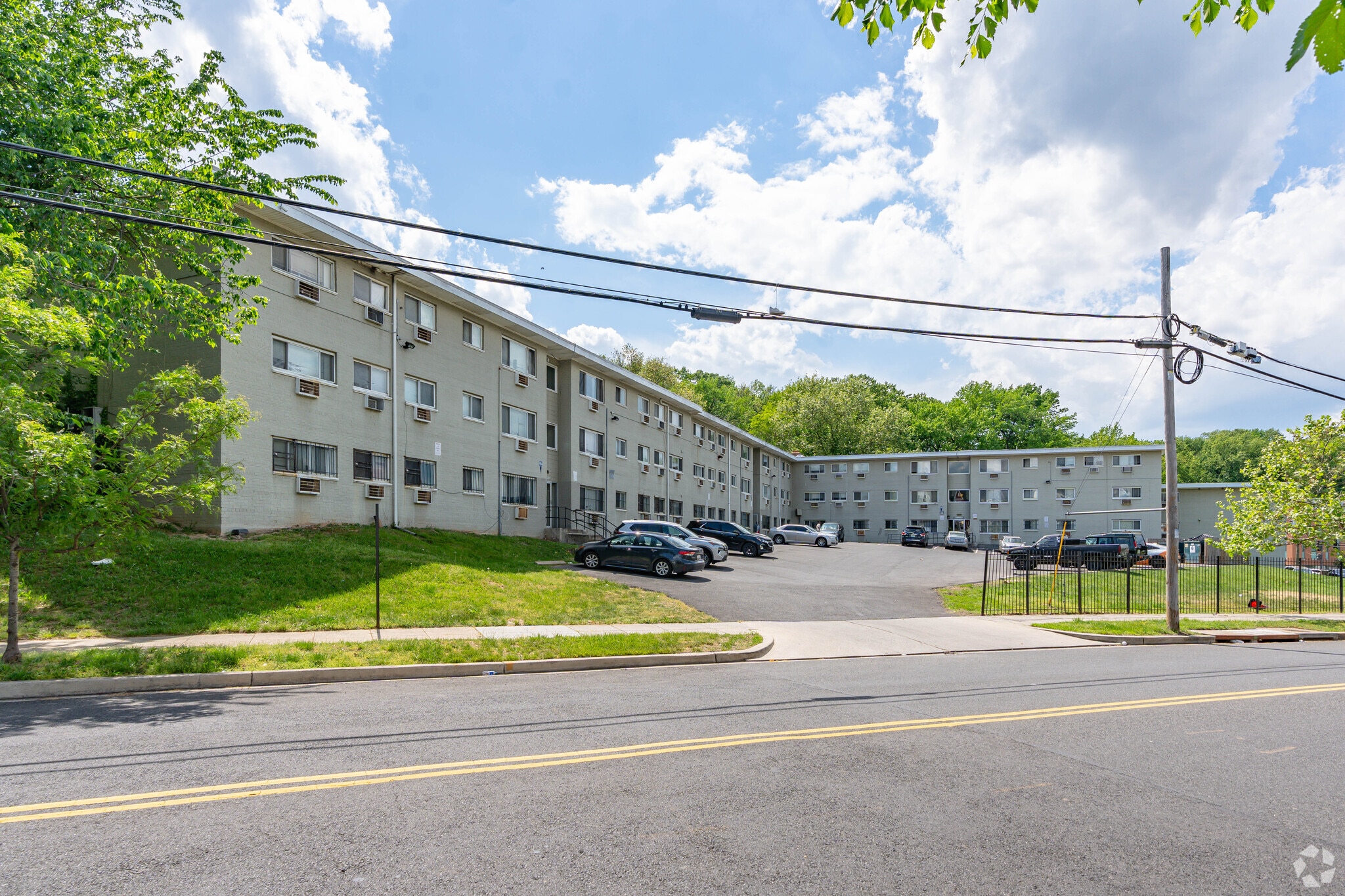 4951 G St SE, Washington, DC for sale Primary Photo- Image 1 of 20