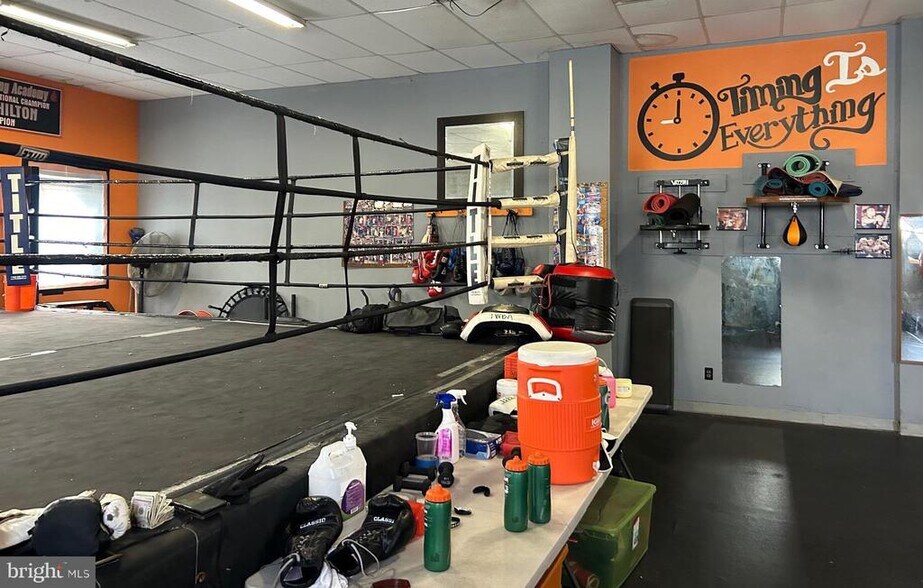 12 Pierce Ave, Trenton, NJ à vendre - Photo du bâtiment - Image 3 de 8