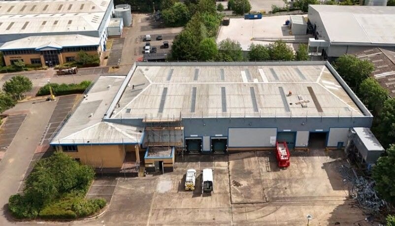 Redfern Park Way, Birmingham à louer - Photo du bâtiment - Image 2 de 3