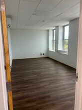 131 E New York Ave, Deland, FL for lease Building Photo- Image 2 of 5