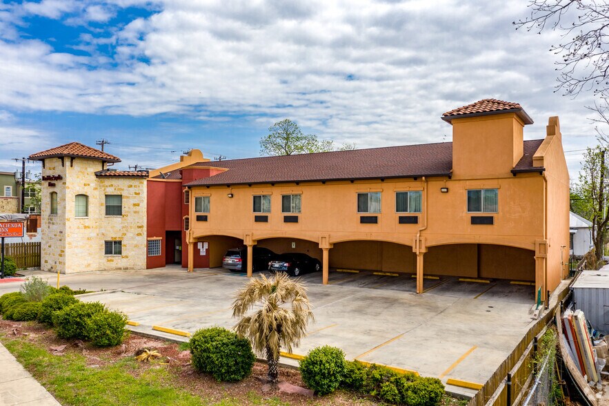 1524 E Commerce St, San Antonio, TX for sale - Primary Photo - Image 1 of 17