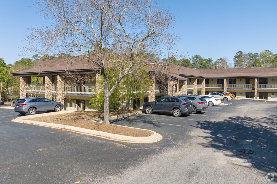 300 Cahaba Park Cir, Birmingham, AL for lease - Building Photo - Image 3 of 23