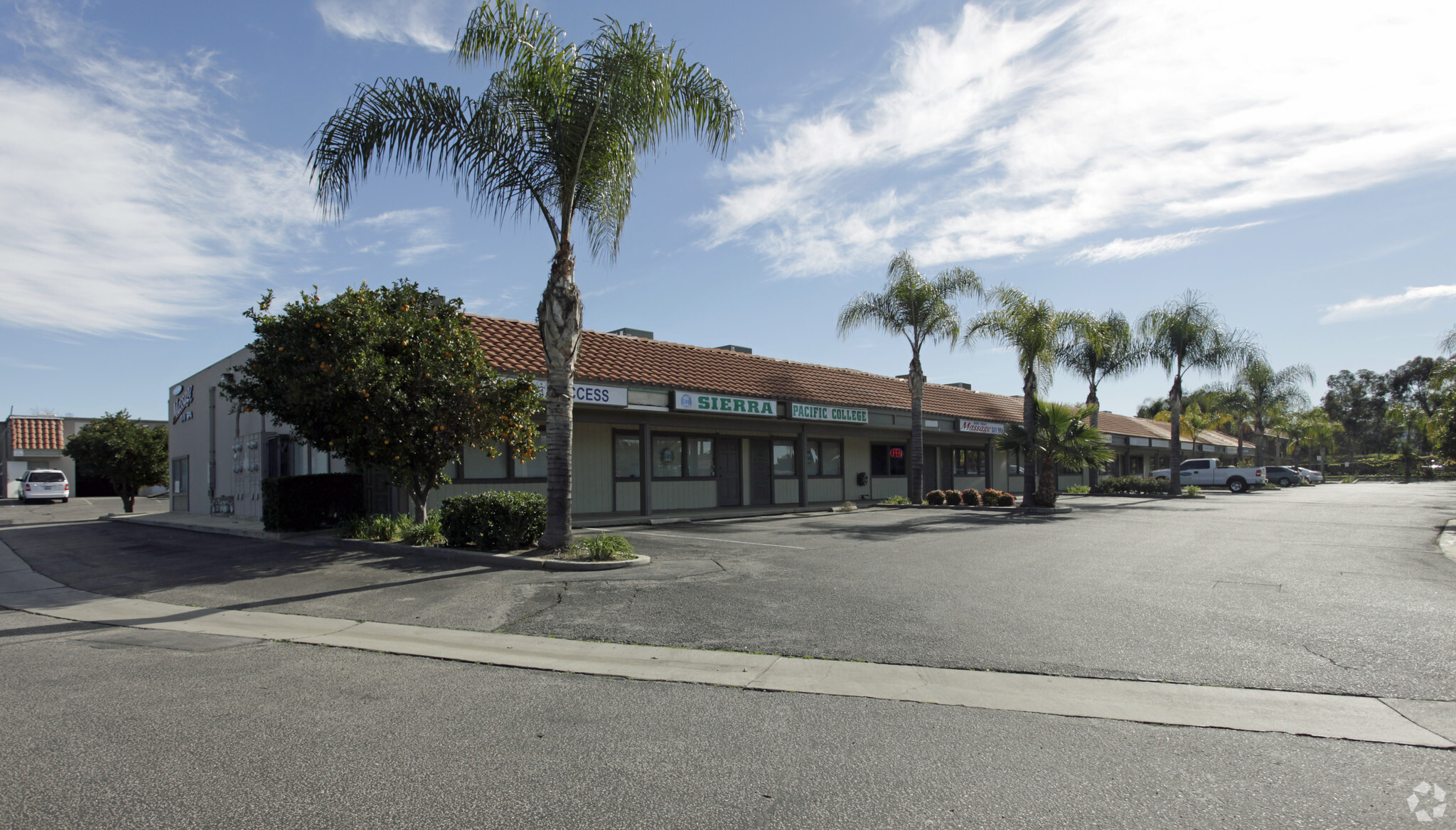 1200 Arizona St, Redlands, CA for lease Primary Photo- Image 1 of 5