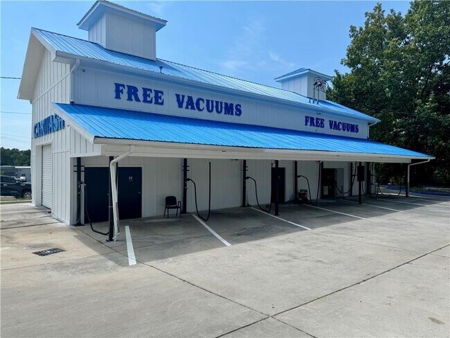 Plus de détails pour 601 S Wall St, Calhoun, GA - Spécialité à vendre