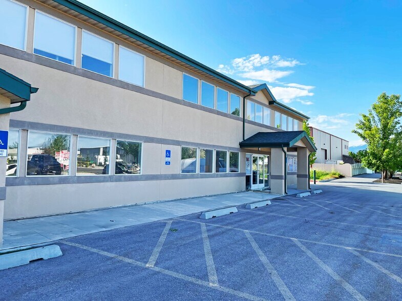 1096 N 450 W, Springville, UT à louer - Photo principale - Image 1 de 2