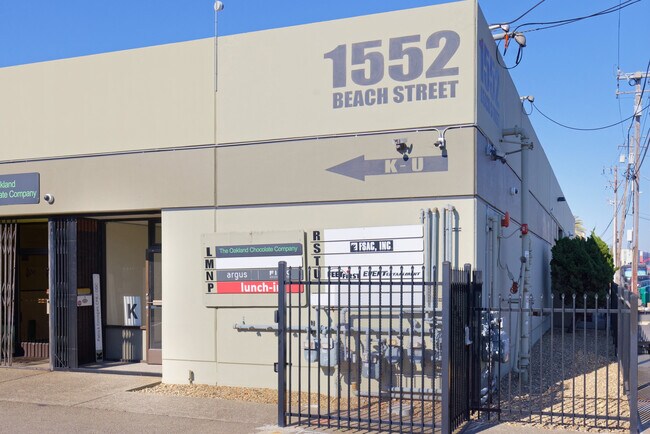 More details for 1552 Beach St, Oakland, CA - Industrial for Sale