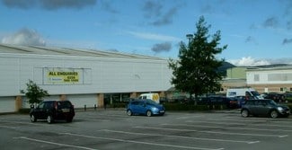 Plus de détails pour Corporation St, Colne - Commerce de détail à louer