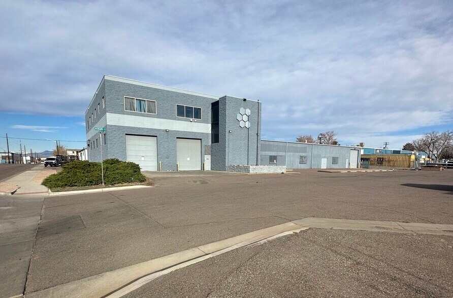 5501 Pearl St, Denver, CO à vendre - Photo du bâtiment - Image 2 de 4