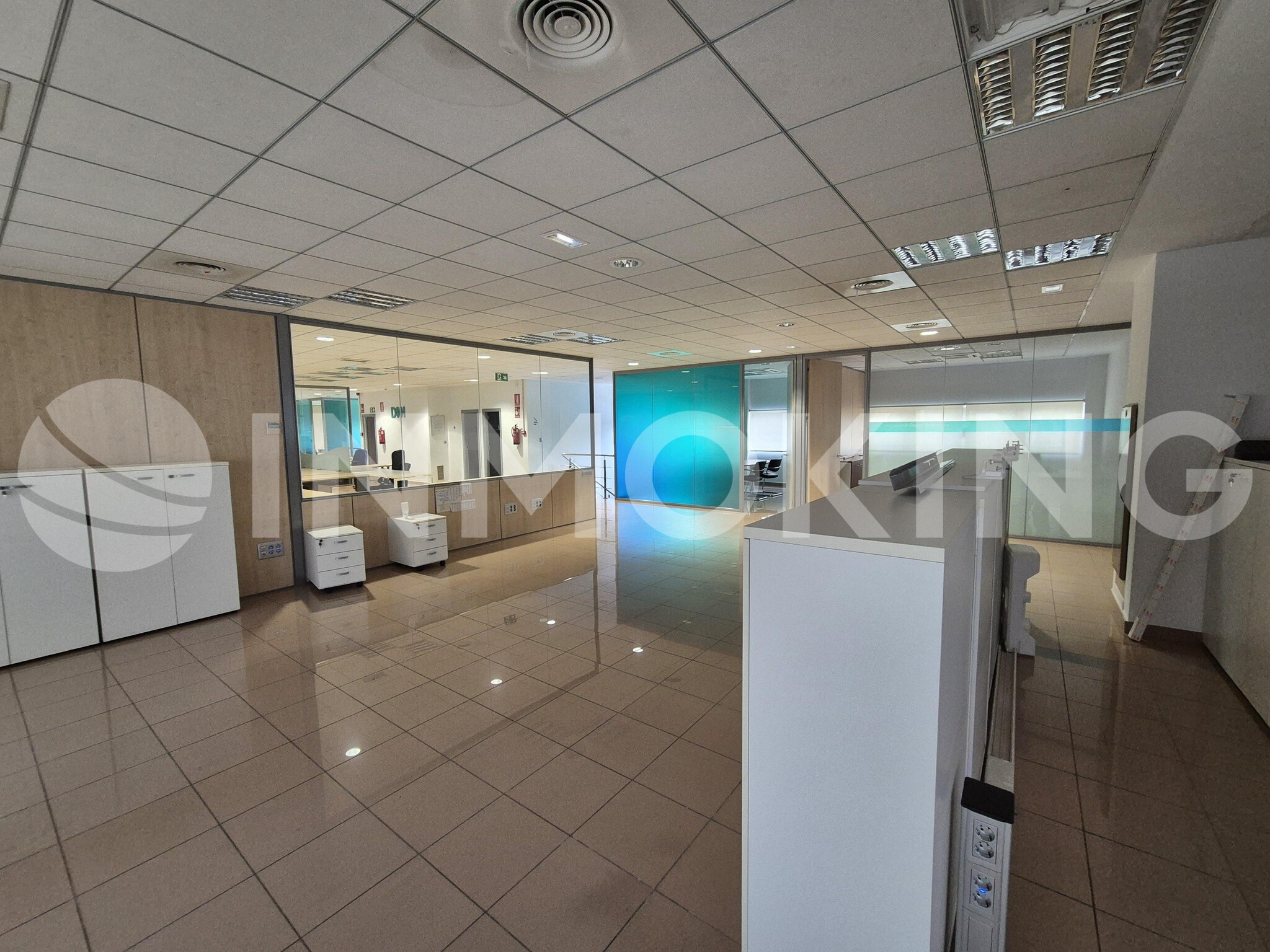 Office in Paterna, Valencia for lease Interior Photo- Image 1 of 8