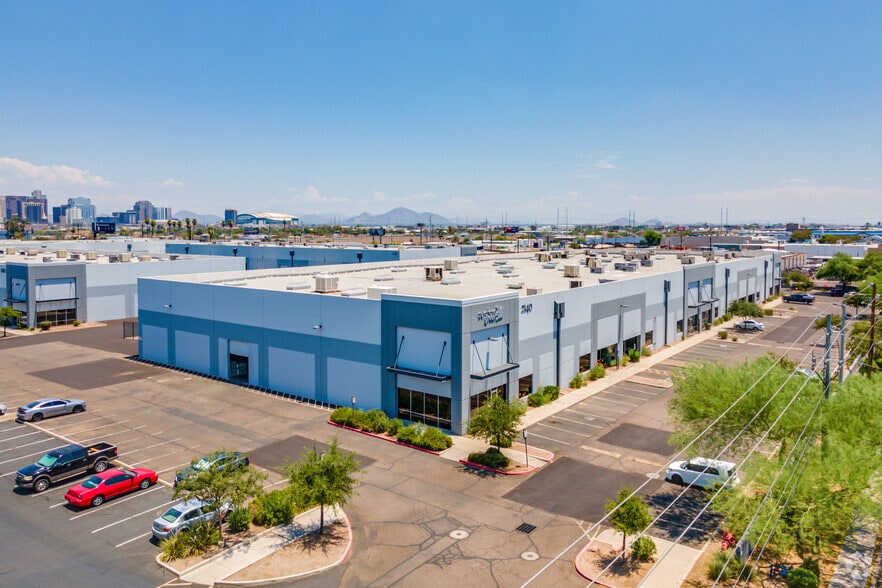 2140 S 7th Ave, Phoenix, AZ for lease - Building Photo - Image 3 of 6