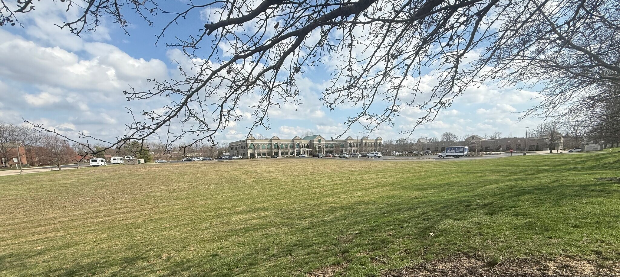 8534 Yankee St, Dayton, OH à vendre Photo principale- Image 1 de 7