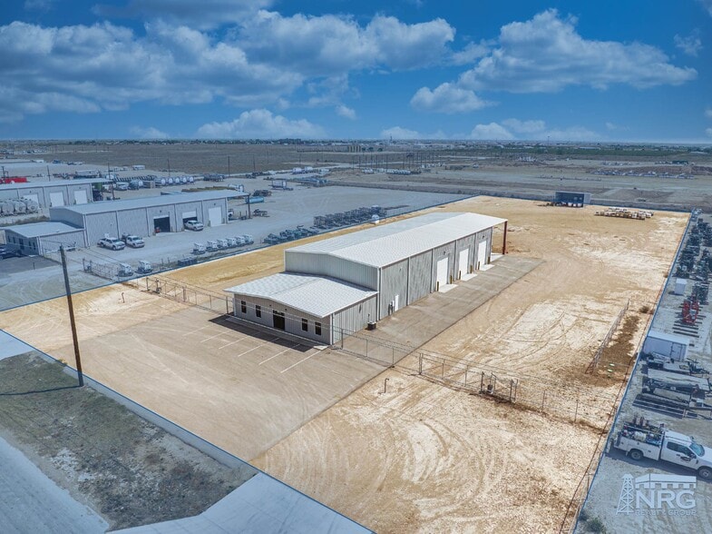 2104 E County Road 130, Midland, TX for lease - Building Photo - Image 3 of 14