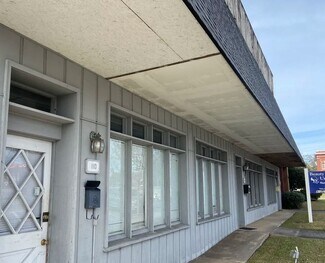 Plus de détails pour 106 Main St, Blackshear, GA - Bureau à vendre