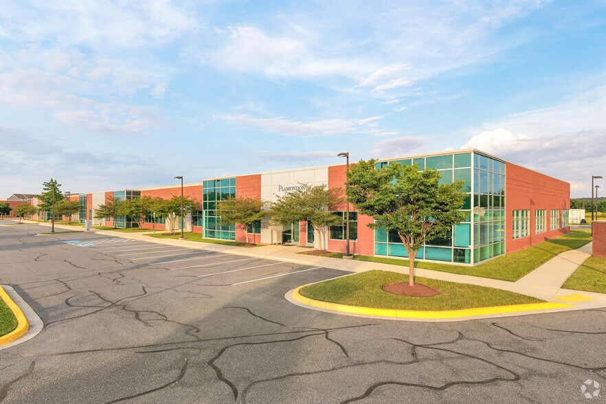 4991 New Design Rd, Frederick, MD for lease - Building Photo - Image 1 of 4