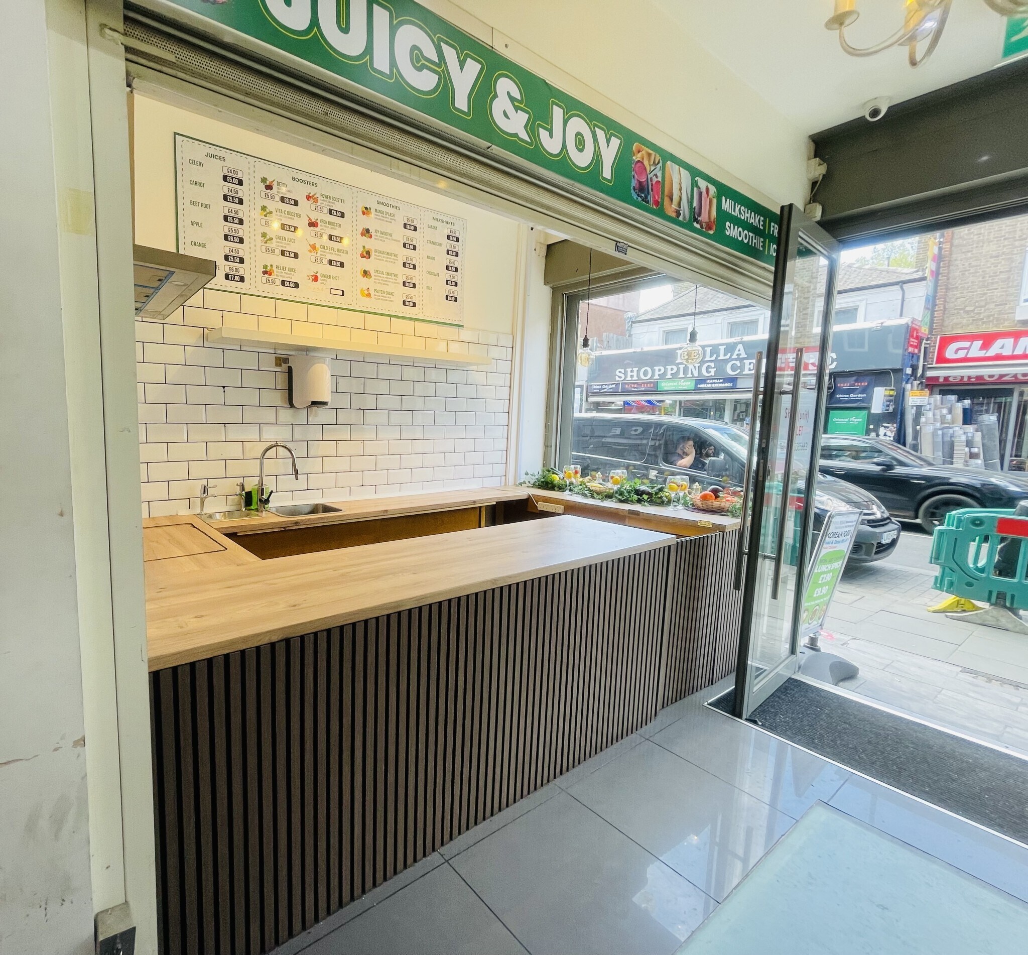 345 North End Rd, London for lease Interior Photo- Image 1 of 5