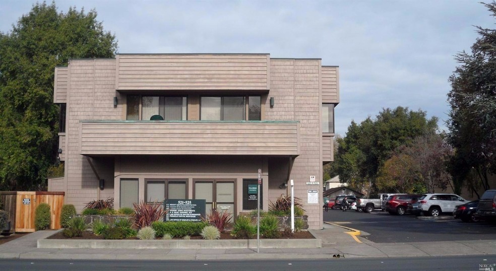 521-525 College Ave, Santa Rosa, CA à louer - Autre - Image 1 de 11