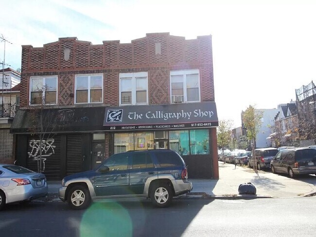 Plus de détails pour 202 Avenue M, Brooklyn, NY - Bureau à louer