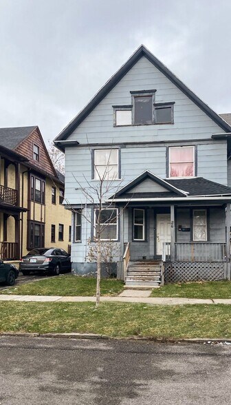 26 Avenue C, Rochester, NY à vendre - Photo principale - Image 1 de 2
