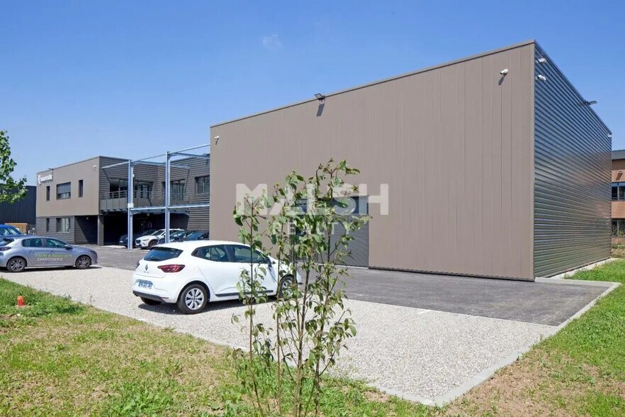 Flex in Saint-Priest for lease - Building Photo - Image 2 of 21