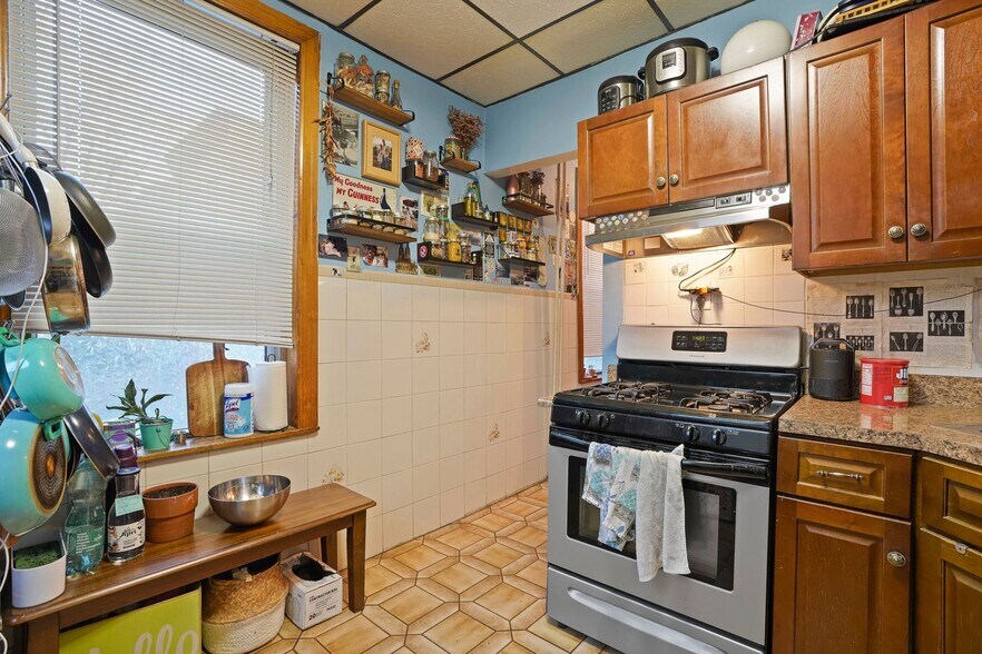 1920 Palmetto St, Ridgewood, NY à vendre - Photo intérieure - Image 3 de 24