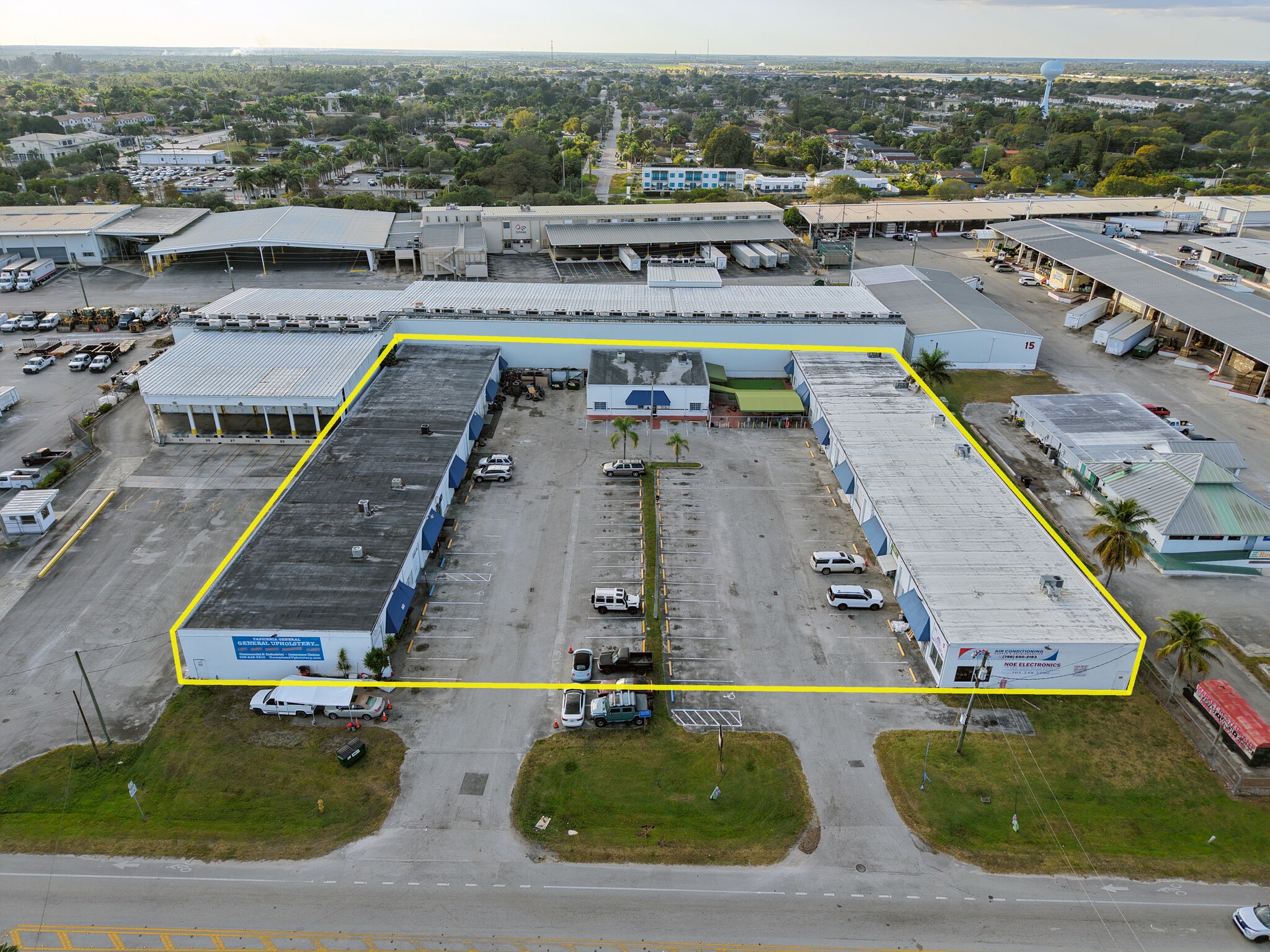 210 N Krome Ave, Florida City, FL for sale Primary Photo- Image 1 of 9