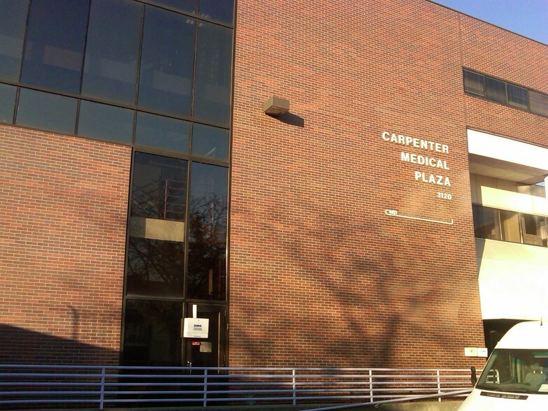 3120 Carpenter St, Hamtramck, MI à louer - Photo du bâtiment - Image 3 de 7