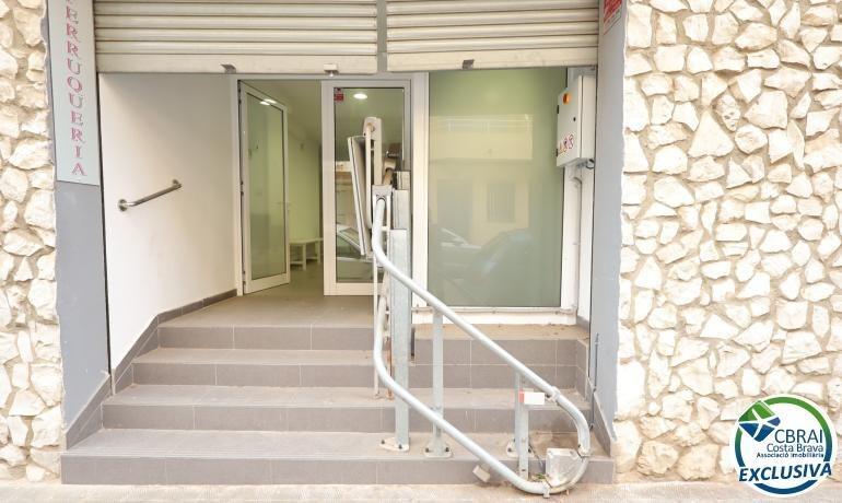 Multifamily in Roses, Gerona for sale Primary Photo- Image 1 of 4