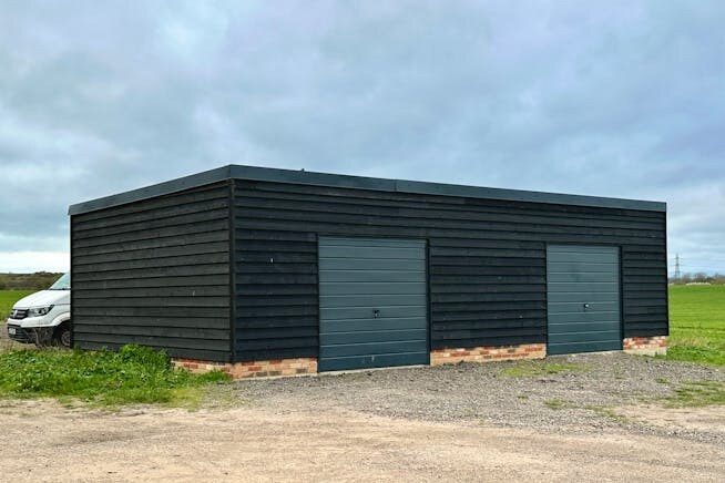 Sundon Rd, Harlington à louer - Photo du bâtiment - Image 1 de 1