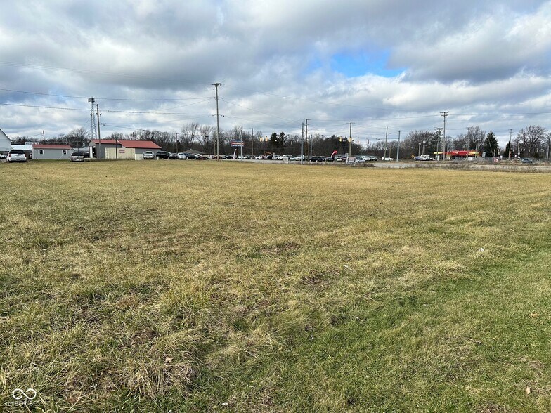 16001 W Commerce Rd Lot, Daleville, IN à louer - Photo du bâtiment - Image 2 de 20