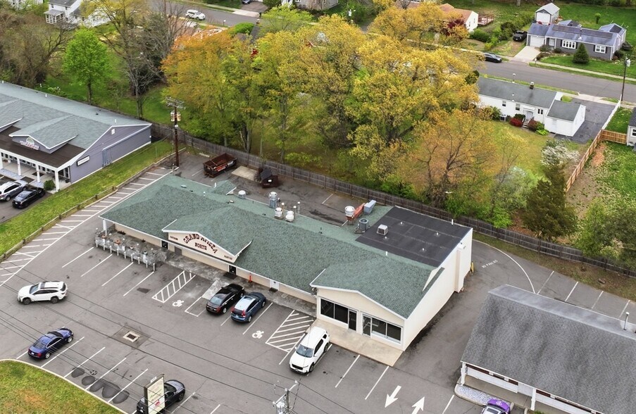444 Washington Ave, North Haven, CT à louer - Photo du bâtiment - Image 3 de 3