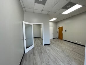 503 N Orlando Ave, Cocoa Beach, FL for lease Building Photo- Image 2 of 5