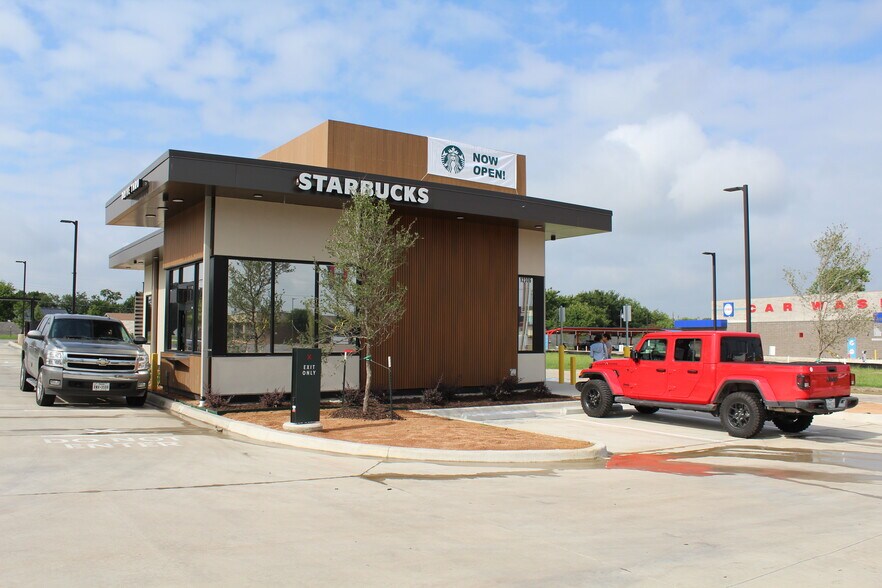 12306 Elam rd, Balch Springs, TX à vendre - Photo du bâtiment - Image 2 de 5