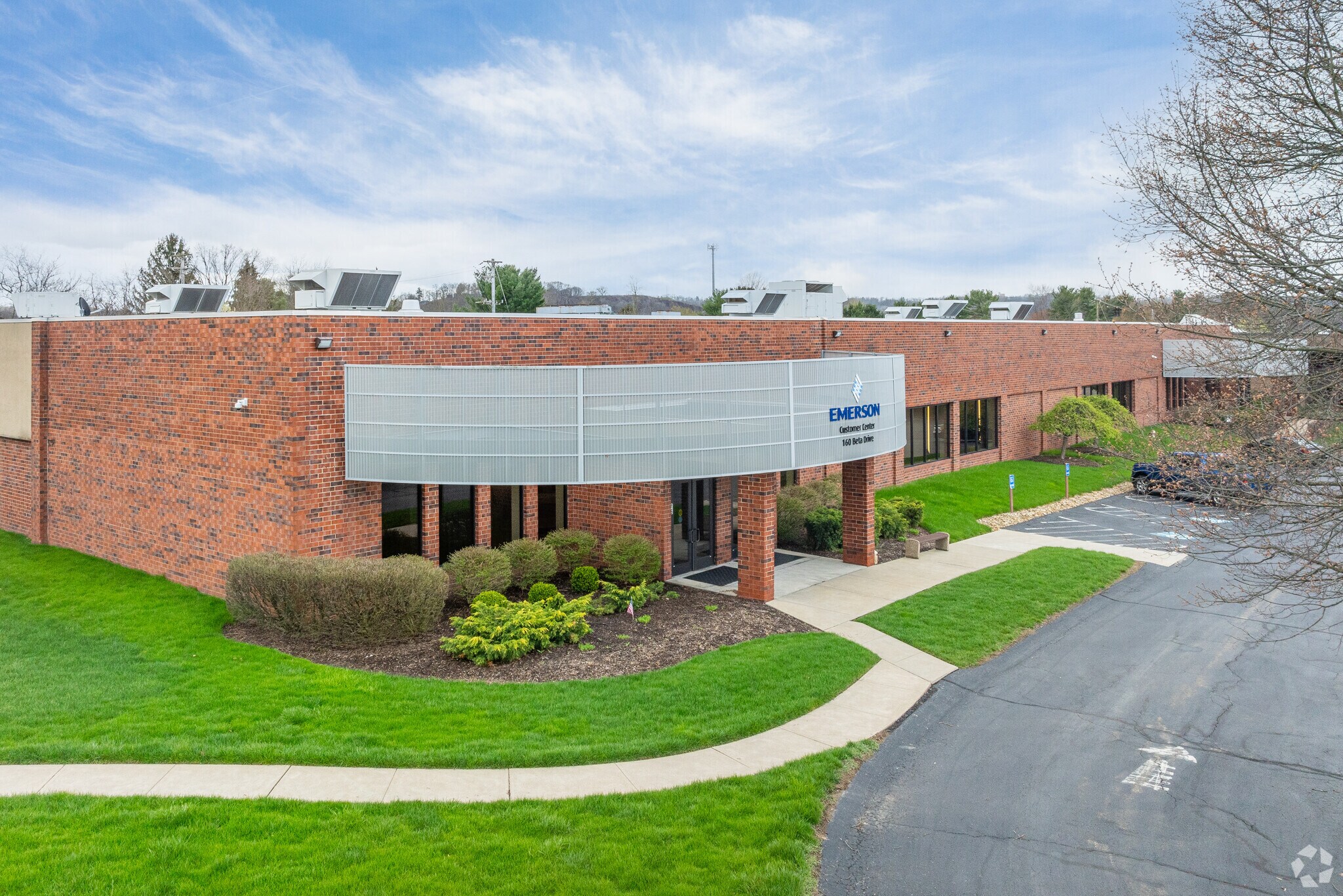 160 Beta Dr, Pittsburgh, PA for lease Primary Photo- Image 1 of 12