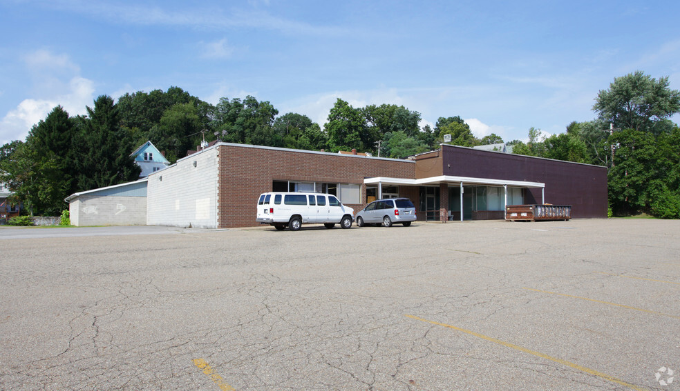 82-84 Center Ave, Emsworth, PA for lease - Primary Photo - Image 1 of 3