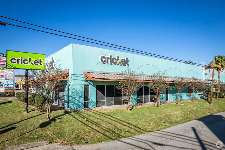 5702-5718 Bellaire Blvd, Houston, TX for lease - Building Photo - Image 3 of 8