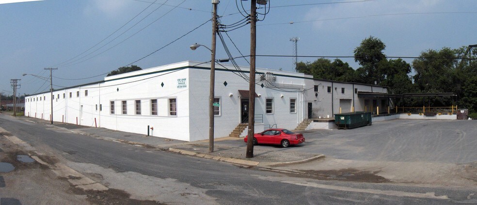 235 S Kresson St, Baltimore, MD à vendre - Photo du bâtiment - Image 3 de 10